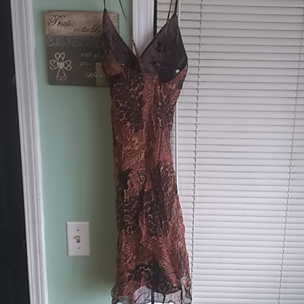 Dress - Picture 4 of 4